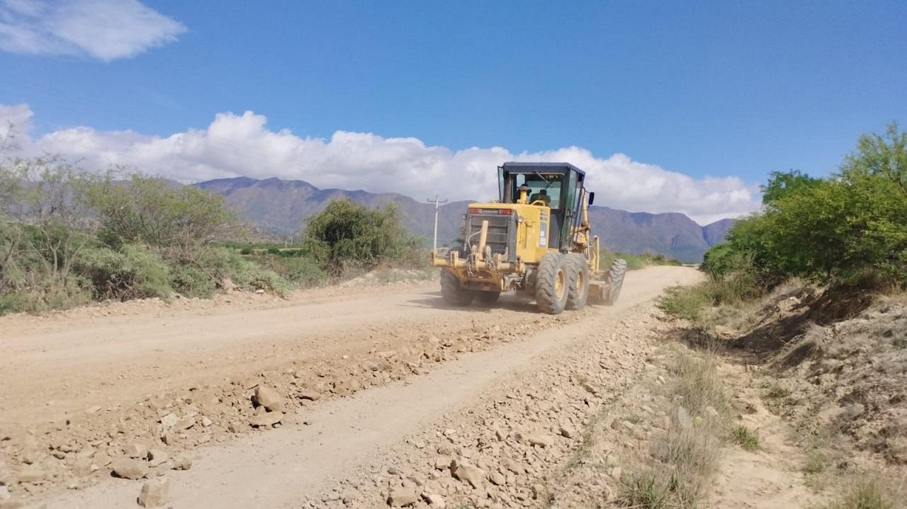 Comunidades de Vallegrande solicitan priorizar mantenimiento de caminos antes de la temporada de lluvias